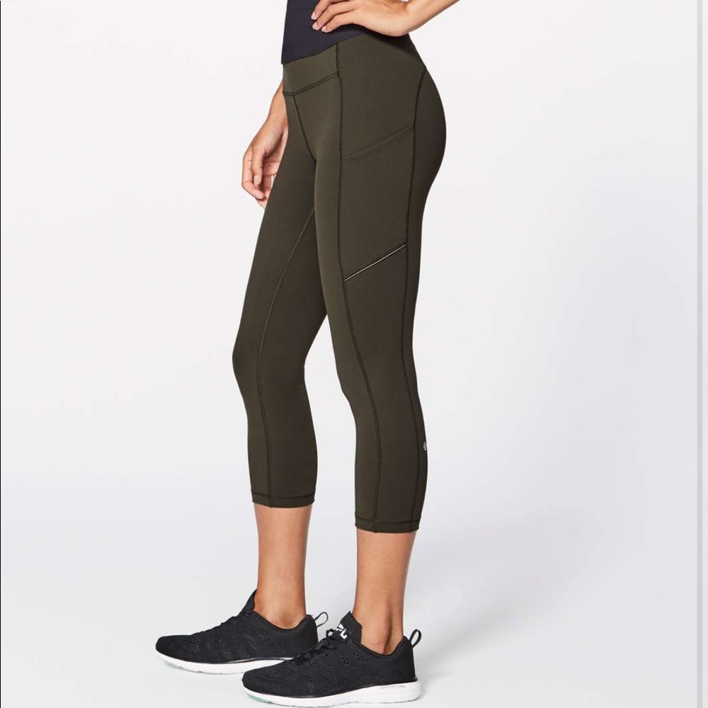 Lululemon Speed Up Crop 21” - Evergreen
